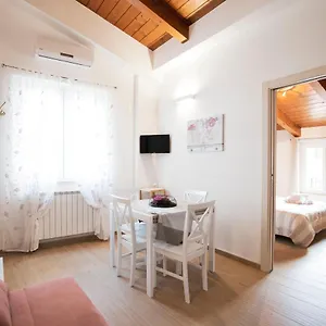  Casa vacanze Viale Patrono D'italia Italia